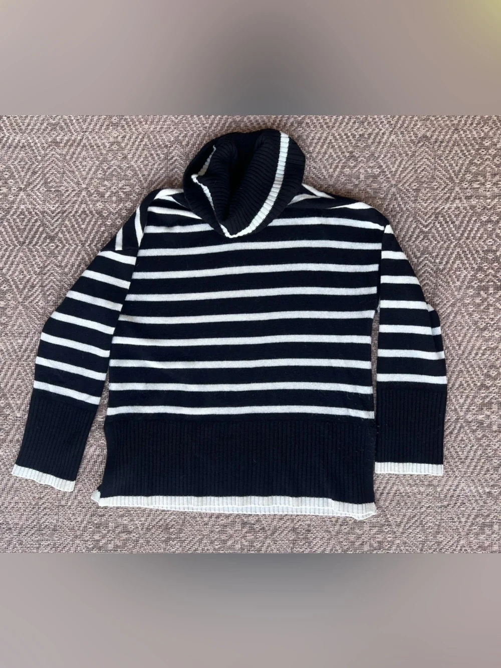 The Cashmere Project 100% Cashmere Sweater Large Black White Striped Turtleneck